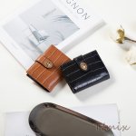 二つ折り財布 コンパクト 財布 レディース 二つ折 ベルト付き カード たくさん シンプル レザー ミニ財布 三つ折り財布 ミニウォレット 本革 使いやすい デザイン ウォレット 牛革 カジュアル メンズ 金具のボタン さいふ（1ヶ）