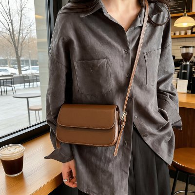 斜めがけバッグ レディース ショルダーバッグ 小箱 通勤 お洒落 シンプル カジュアル お出かけ バッグ（1ヶ）