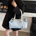 レディース トートバッグ デニムバッグ デニム かばん 長持ち 無地 シンプル カジュアル おしゃれ お散歩 大容量 手持ちバッグ ママ ハンドバッグ（1ヶ）