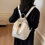 リュック 小さめ リュックサック レディース 通勤 通学 おしゃれ リュック キャンバス バックパック 軽量 大容量 女の子 学生 中学生 高校生 鞄（1ヶ）