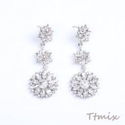 ブライダルアクセサリー 花嫁アクセサリー ウェディングアクセサリー ピアス ひまわり（1ペア）