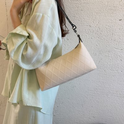 2way ショルダーバッグ レディース 2026新作 2way ショルダーバッグ PUレザー 菱目縫い ジッパー開閉 通勤 お出かけ お洒落 おしゃれ（1ヶ）