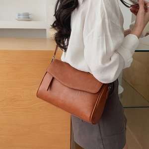 ショルダーバッグ 2way レディース PUショルダーバッグ シンプルデザイン 通勤 デート お洒落 高級感（1ヶ）