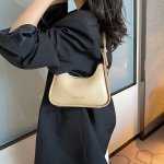 バケツバッグ 大容量 トートバッグ レディース かごバッグ 大人カジュアル 上品 オシャレ 高機能 無地 バッグ 彼女 女性 出かけて ショッピング 旅行 クリスマス プレゼント（1ヶ）