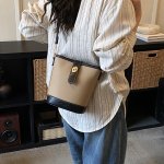 2wayバッグ レディース 斜めがけショルダーバッグ レトロデザイン ファスナー開閉 通勤 軽旅行 お洒落 2026新作（1ヶ）