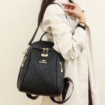 リュック レディース カジュアル ミニ 通学 大容量 撥水 黒 多機能 おしゃれ かわいい 通勤 小さめ レザー 背面ポケット 軽量 軽い 女性 女子 大人 2way デイパックギフト プレゼント ブラック 誕生日 母の日 ギフト（1ヶ）