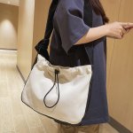 新作 レディース 帆布 キャンバス コットン ショルダーバック トートバック 男女兼用 カジュアル 可愛い 丈夫 たっぷり収納 綿 四角 スクエア 箱型 ボックス マイバッグ カバン 通学 お出かけ お買い物（1ヶ）