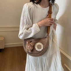 藤編みバッグ バスケットバッグ 手持ち 大容量 巾着 巾着かごバッグ ハンドバッグ 夏用 手編みバッグ レディース ナチュラル 浴衣バッグ（1ヶ）