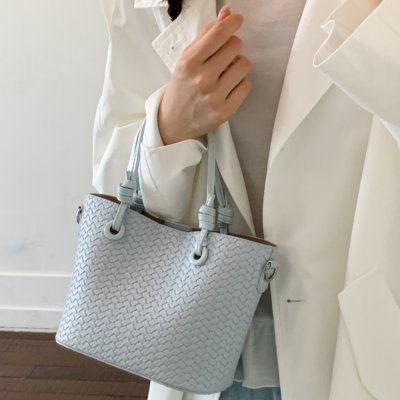 バケットバッグ レディース 2way バケットトート 通勤 お出かけ 韓国風 ミニマルデザイン 2026夏（1ヶ）