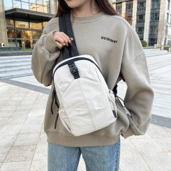 リュック ボディバッグ 大容量 リュックサック レディース 大人リュック キャンバス バッグ 鞄 無地 軽量 通勤 通学 実用的 ギフト（1ヶ）
