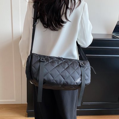 ショルダーバッグ レディース 2way 大容量ショルダーバッグ ナイロン製 通勤 旅行 おしゃれで実用的（1ヶ）