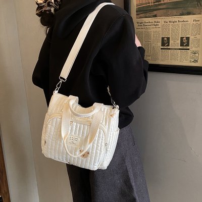 マザーズバッグ ママ用 2way マザーズバッグ 大容量 多機能収納 外出 お出かけ ベビー用品 収納 お洒落 便利（1ヶ）